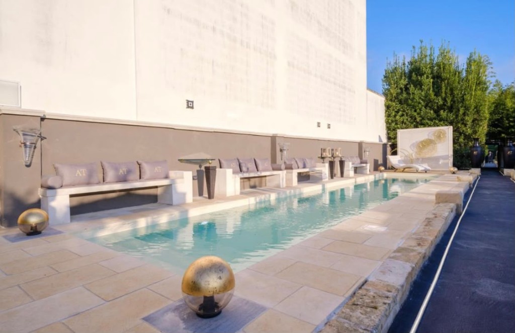 Area piscina BnB