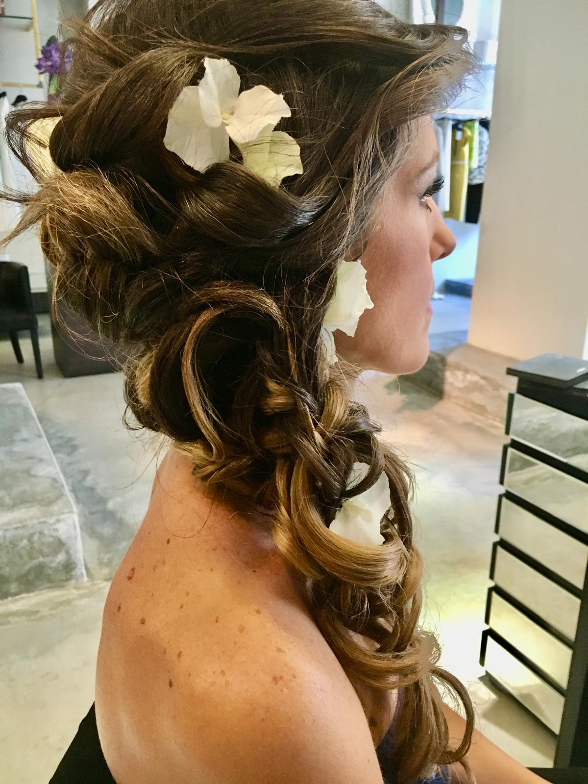 Acconciatura sposa treccia e fiori - Antonio Tarantino